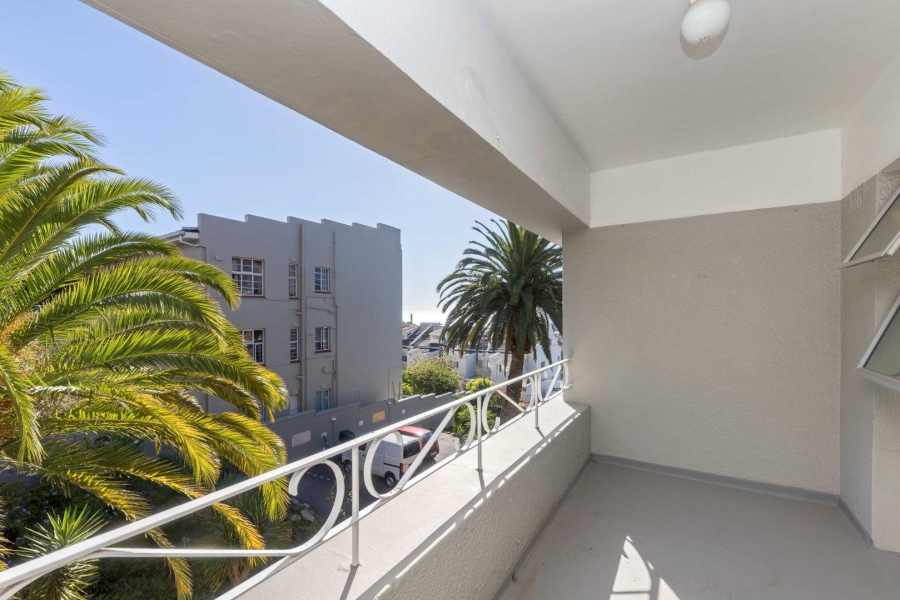 2 Bedroom Property for Sale in Green Point Western Cape